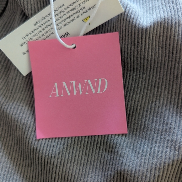 Gray Ribbed Tank Top - Picture 3 of 3